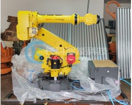 A brand new set of Fanuc robots R-2000iC/165F R-30iB Plus